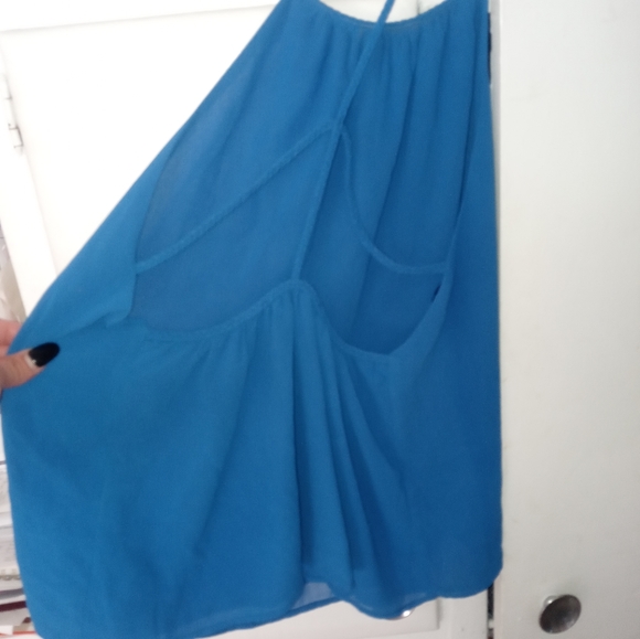 Resort Top - Picture 5 of 6